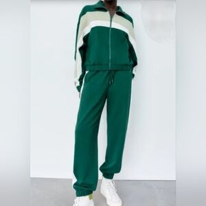 NWOT Zara Women's Jogging Set (Jacket + Pants), Size S